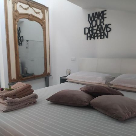 Appartement Sweet Dream Loft à Vérone Extérieur photo